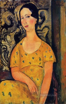 アメデオ・モディリアーニ Painting - 黄色いドレスを着た若い女性 マダム・モドット 1918年 アメデオ・モディリアーニ
